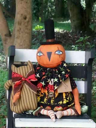 Primitive Folk Art Halloween Pumpkin Man Shelf Sitter Doll