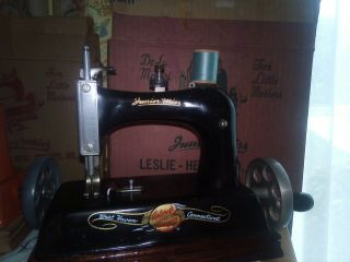 1940s Artcraft Junior Miss Metal Hand Crank Sewing Machine Toy West Haven Ct W/