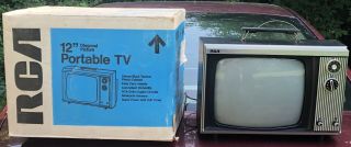 Vintage Rca Solid State 1974 Portable Tv 12” Knob Controls Model As 125e